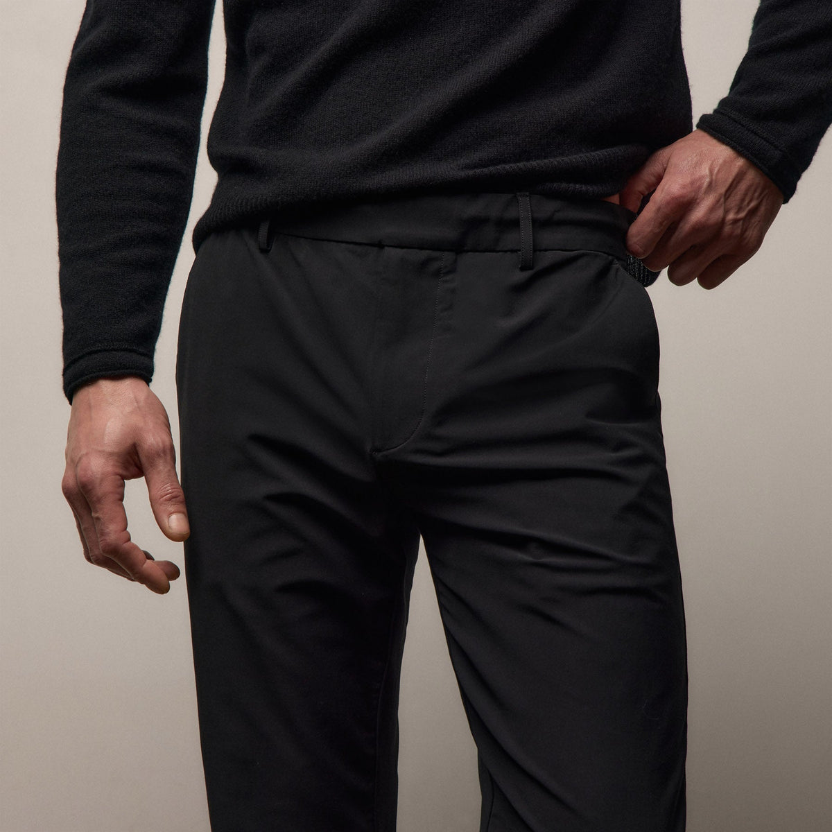 Performance Trouser in Black | James Perse Los Angeles