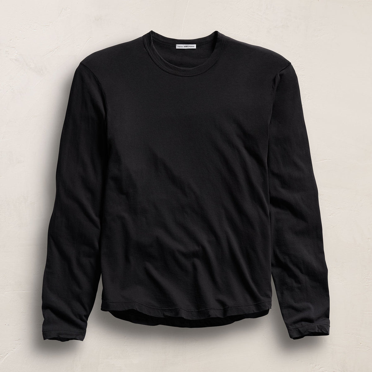 Shirttail Hem Crew in Black | James Perse Los Angeles