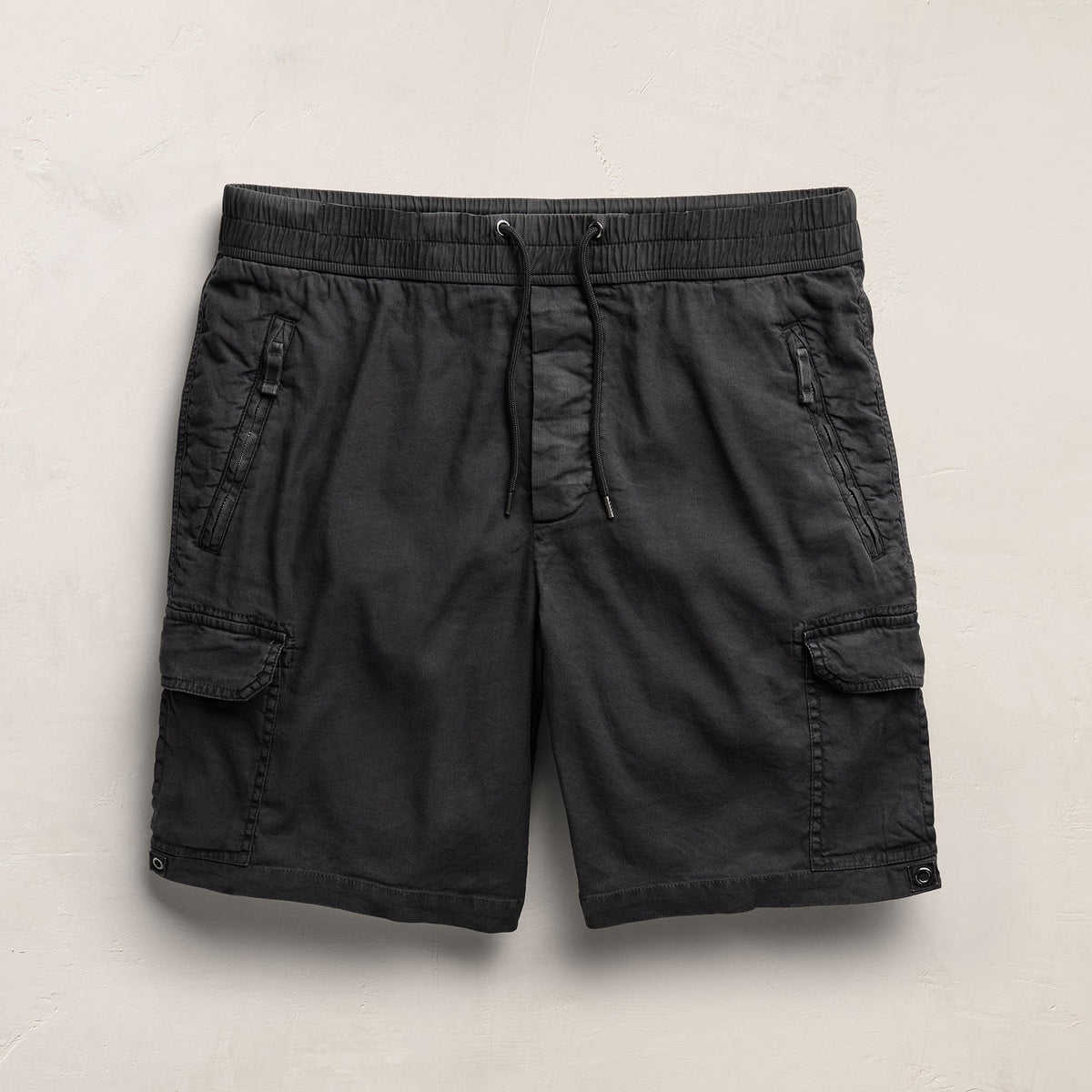 Parachute Linen Cotton Cargo Short in Magma Pigment | James Perse