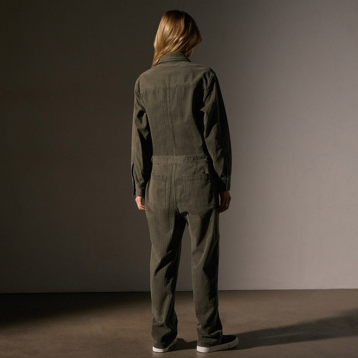 Stretch Herringbone Jumpsuit in Army Green Pigment | James Perse