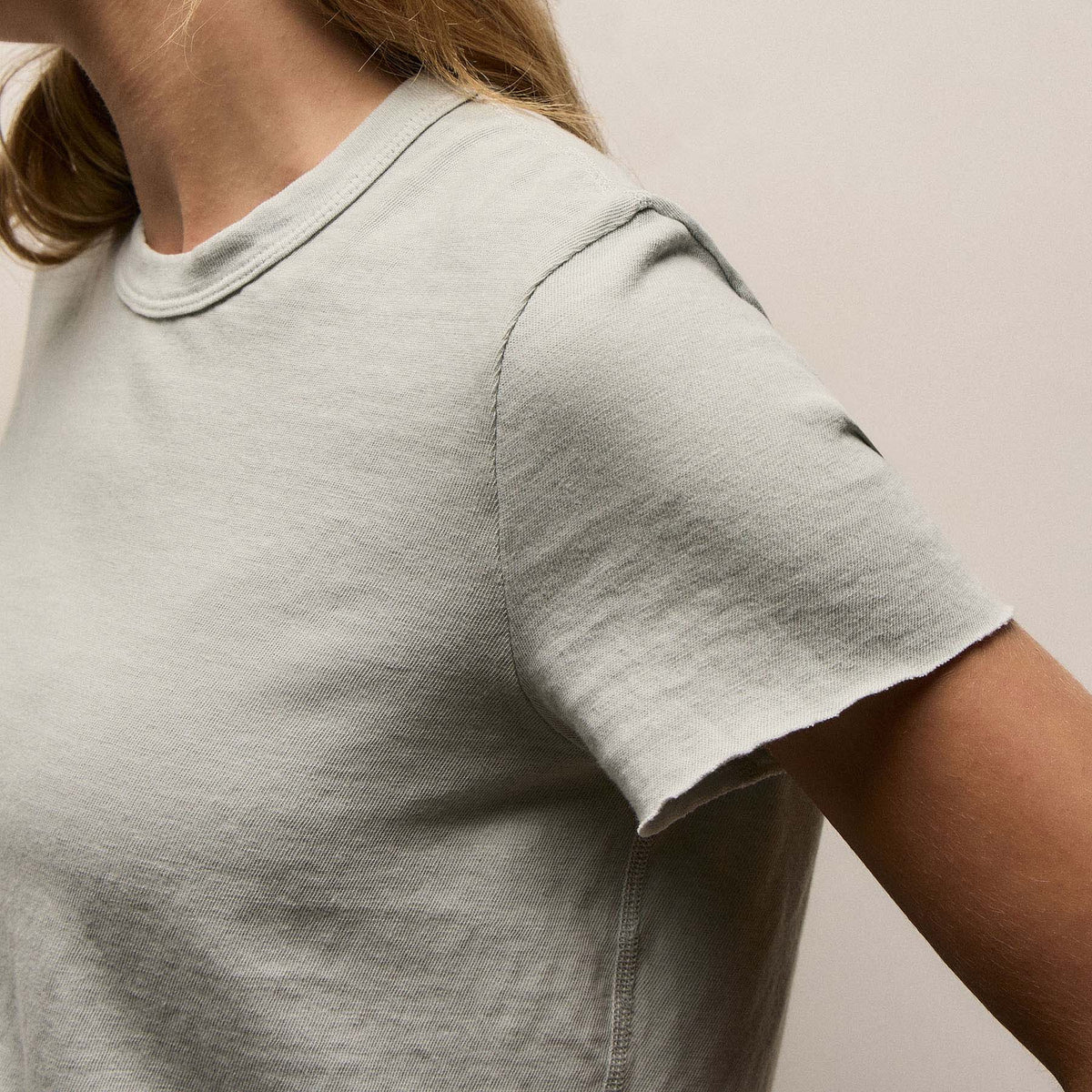 Slub Jersey Shrunken Tee In Celery Pigment | James Perse Los Angeles