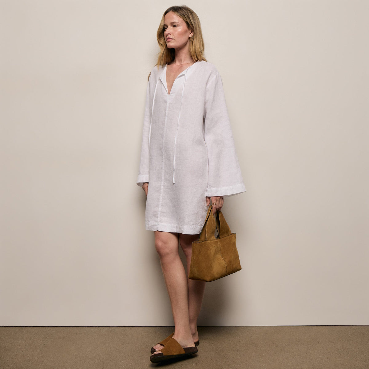 james perse linen dress Lightweight Tunic In White Size1:20 Enchnt Women's White Elegant Afterpay 8-26 A relaxed A