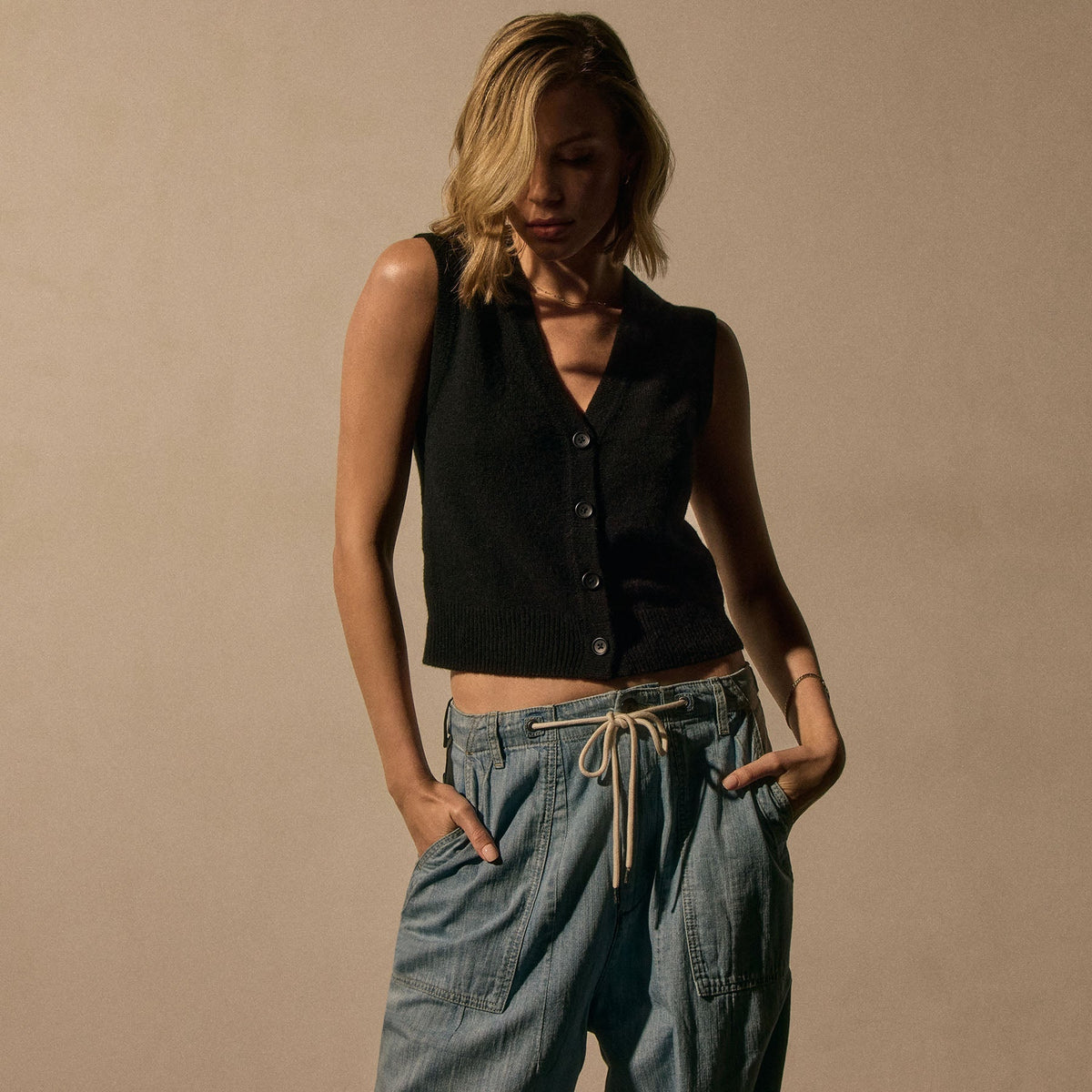 Soft Featherweight Cashmere Buttoned Vest In Black | James Perse