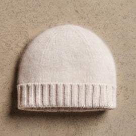 Recycled Cashmere Beanie in Pearl | James Perse Los Angeles
