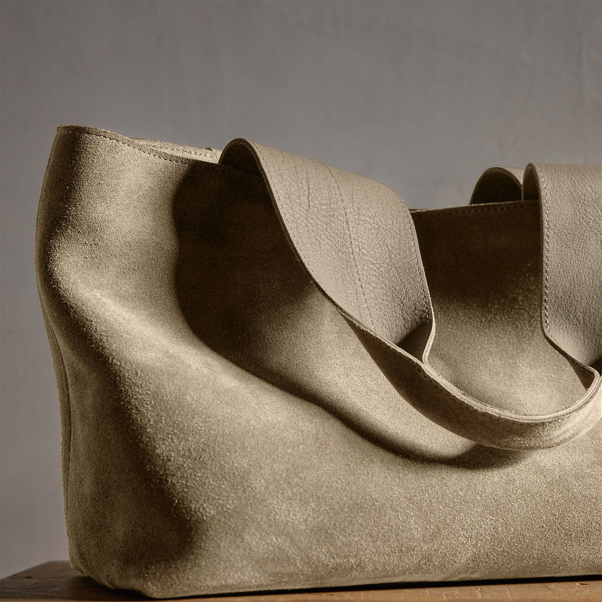 Suede Tote Bag in Sand | James Perse Los Angeles