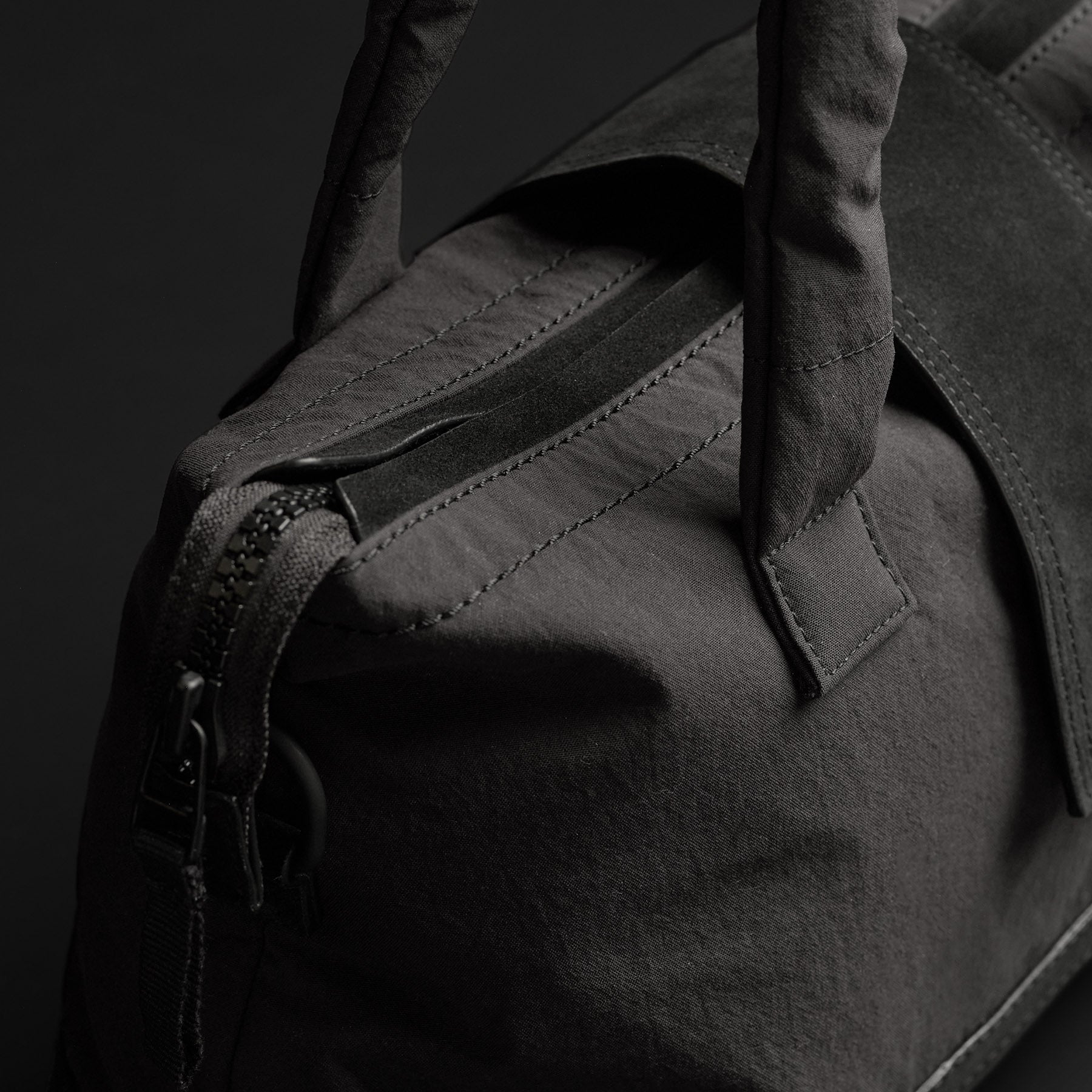 LA Small Tote in Black | James Perse Los Angeles