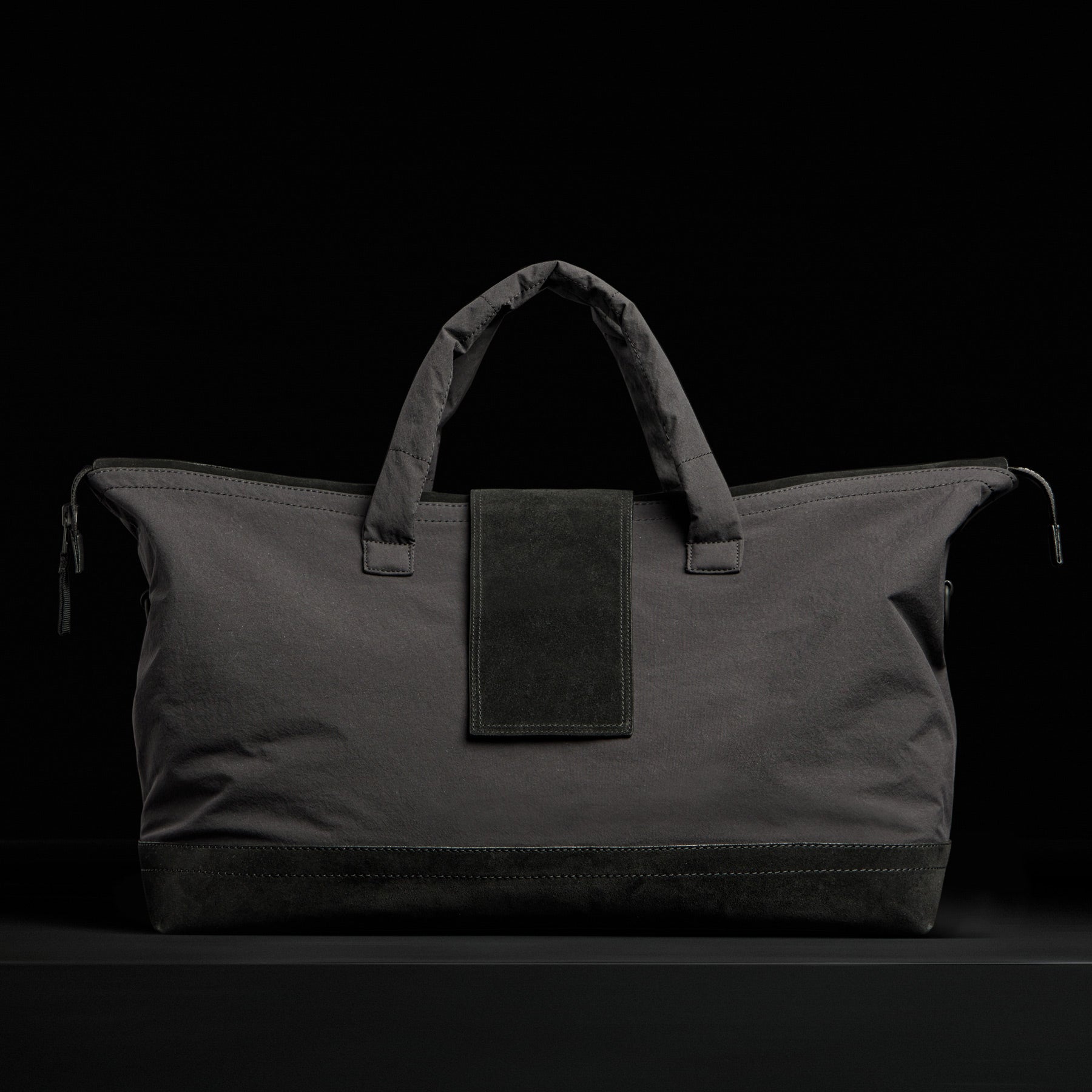 LA Medium Duffel in Black | James Perse Los Angeles