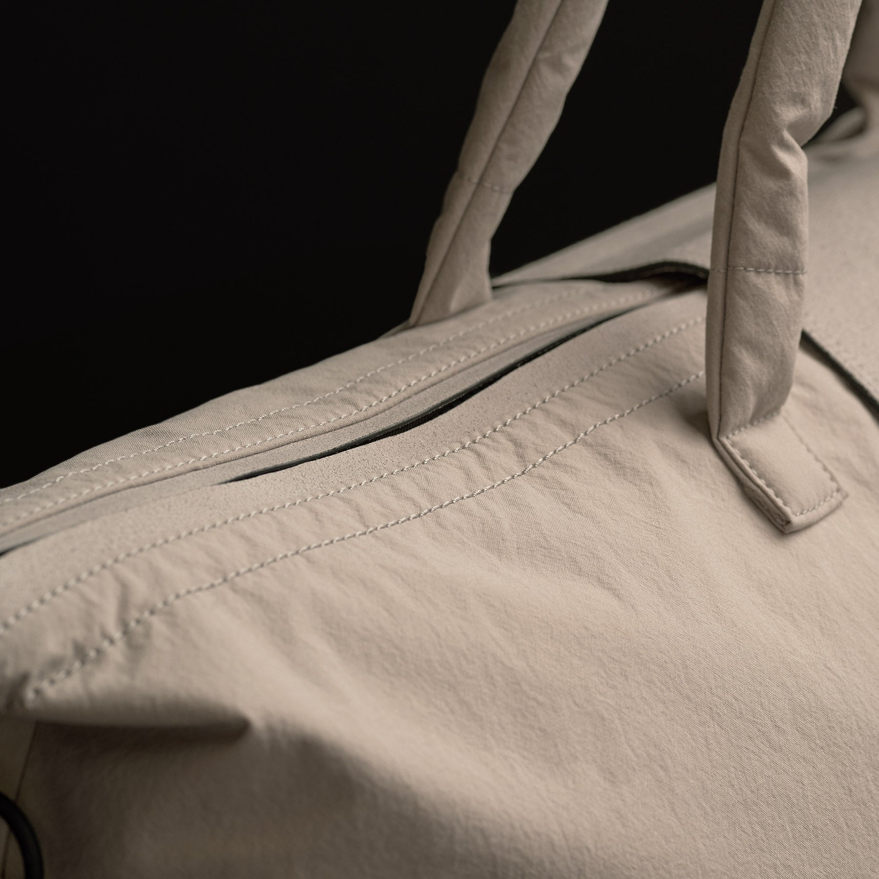 LA Large Duffel in Sand | James Perse Los Angeles