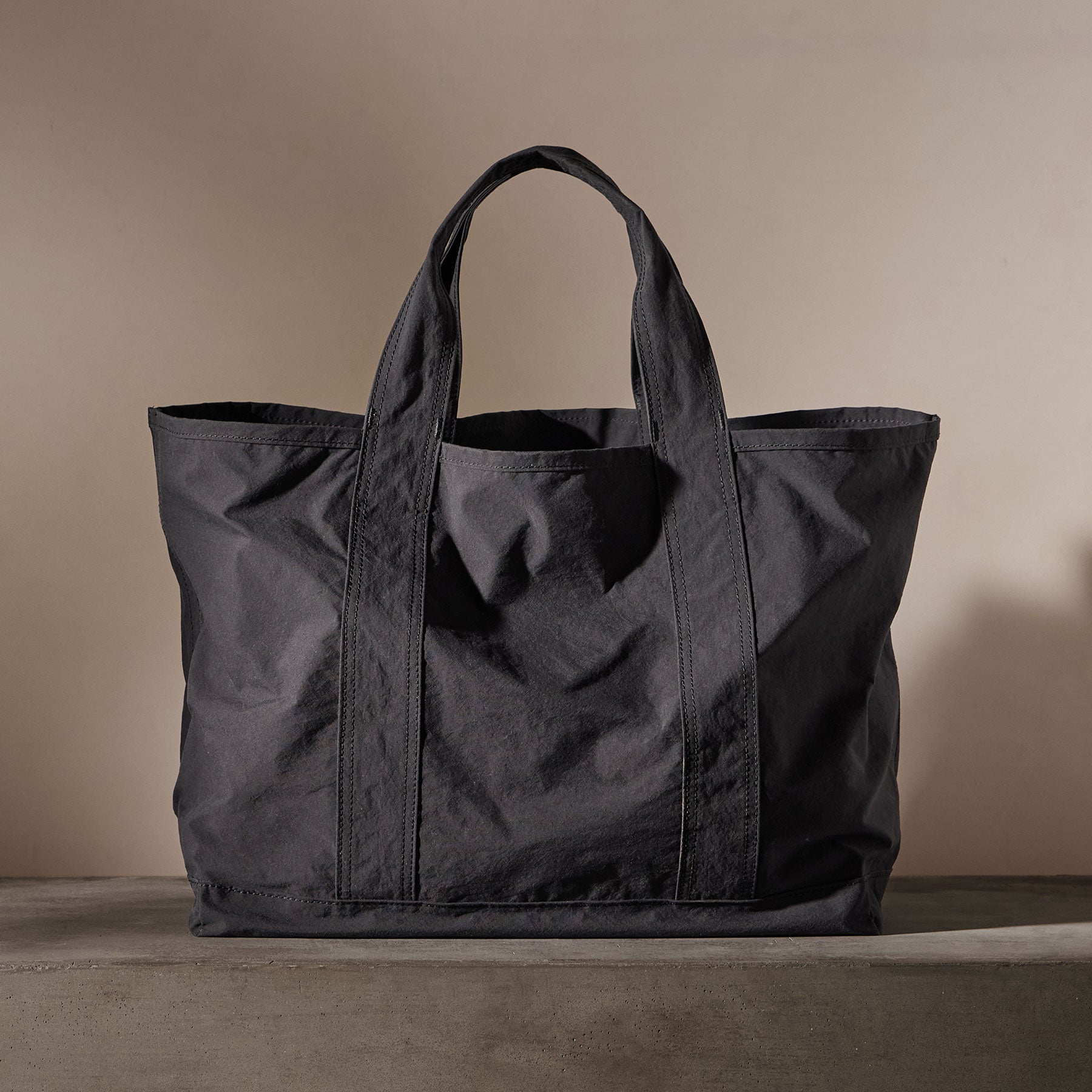 Small Matte Nylon Tote - Black | James Perse Los Angeles