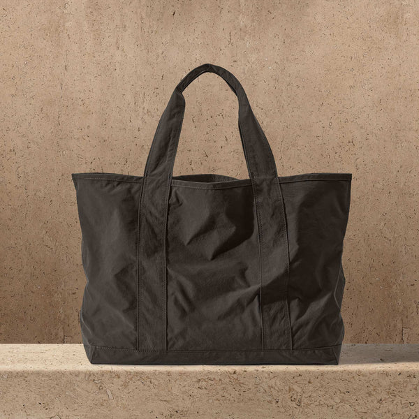 Small Matte Nylon Tote in Hemlock | James Perse Los Angeles