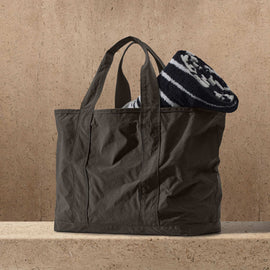 Small Matte Nylon Tote in Hemlock | James Perse Los Angeles