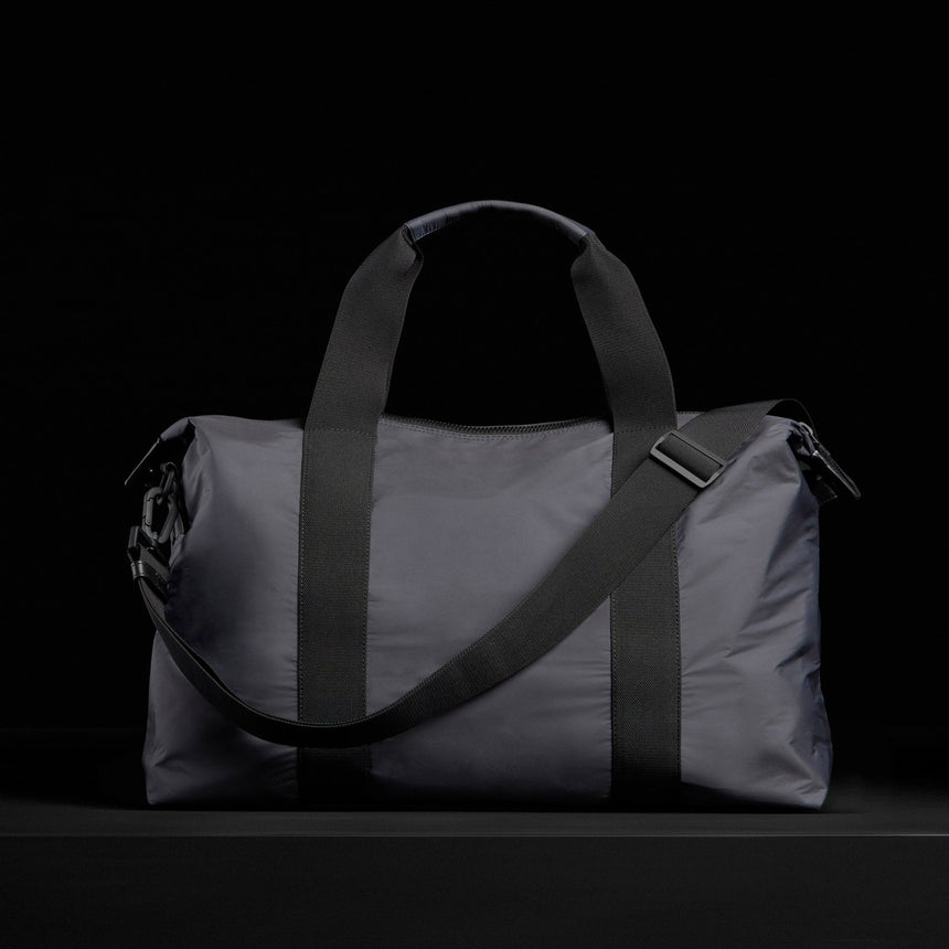 Highland Duffle Bag in Charcoal/Black | James Perse Los Angeles