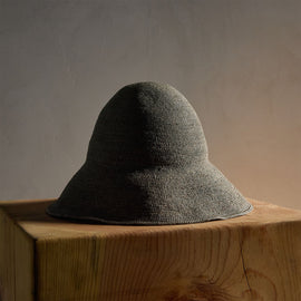 Janessa Leone Teagan in Sage | James Perse Los Angeles