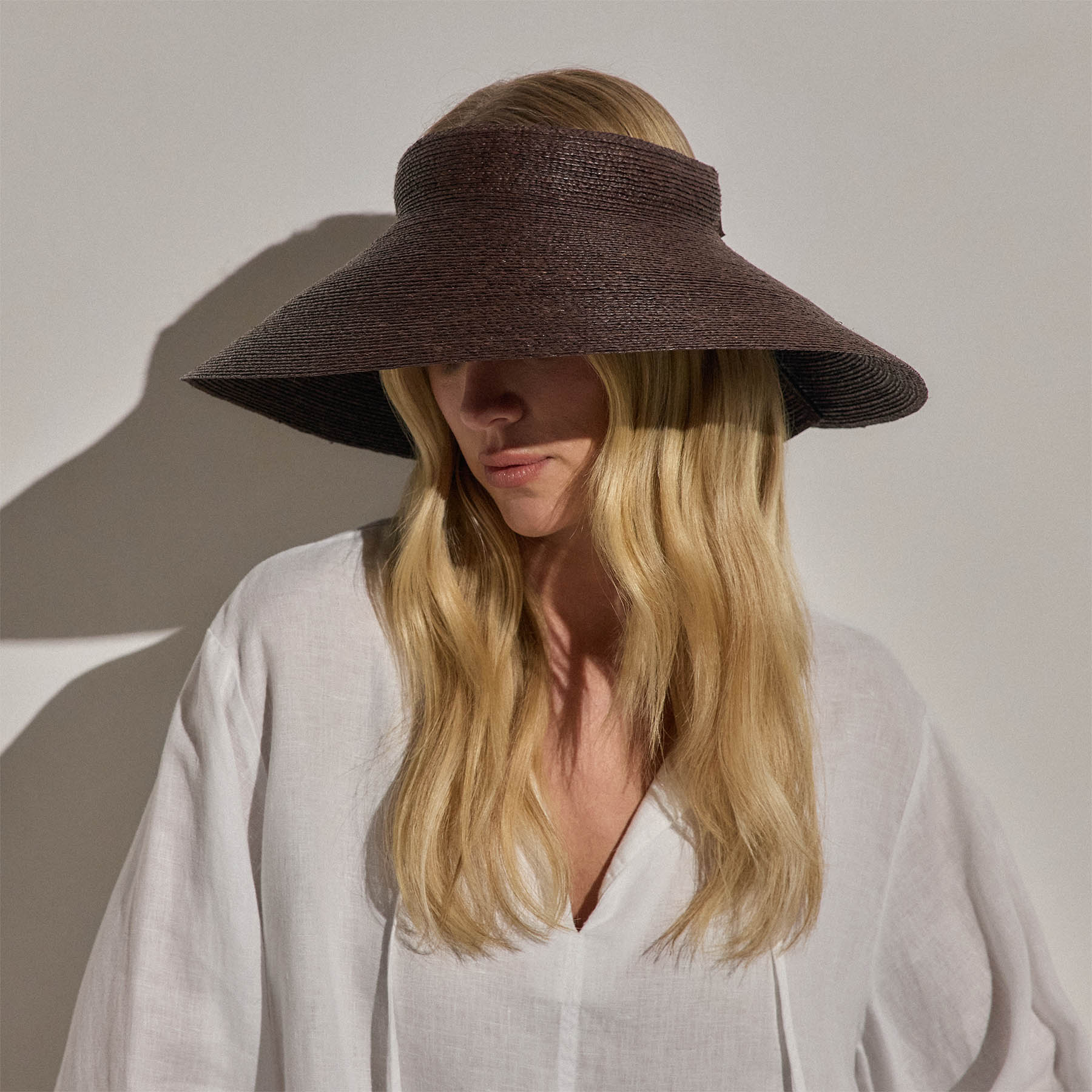Janessa Leone Birdie Visor In Chocolate | James Perse Los Angeles