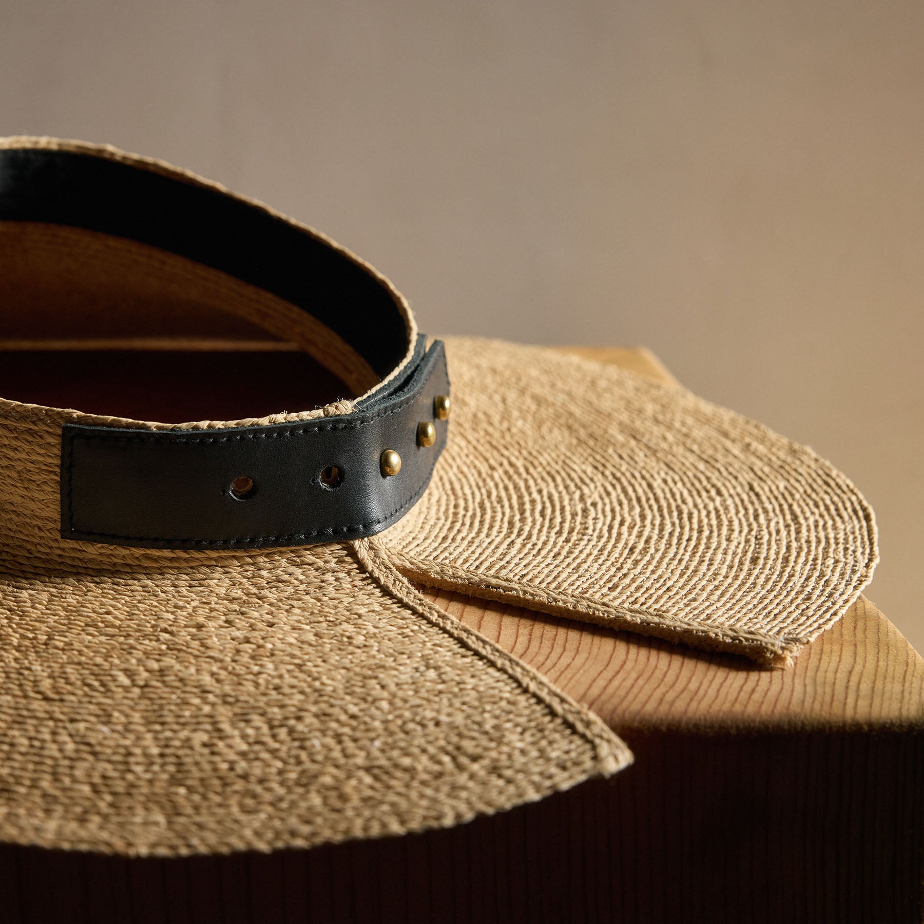 Janessa Leone Birdie Visor - Natural | James Perse Los Angeles