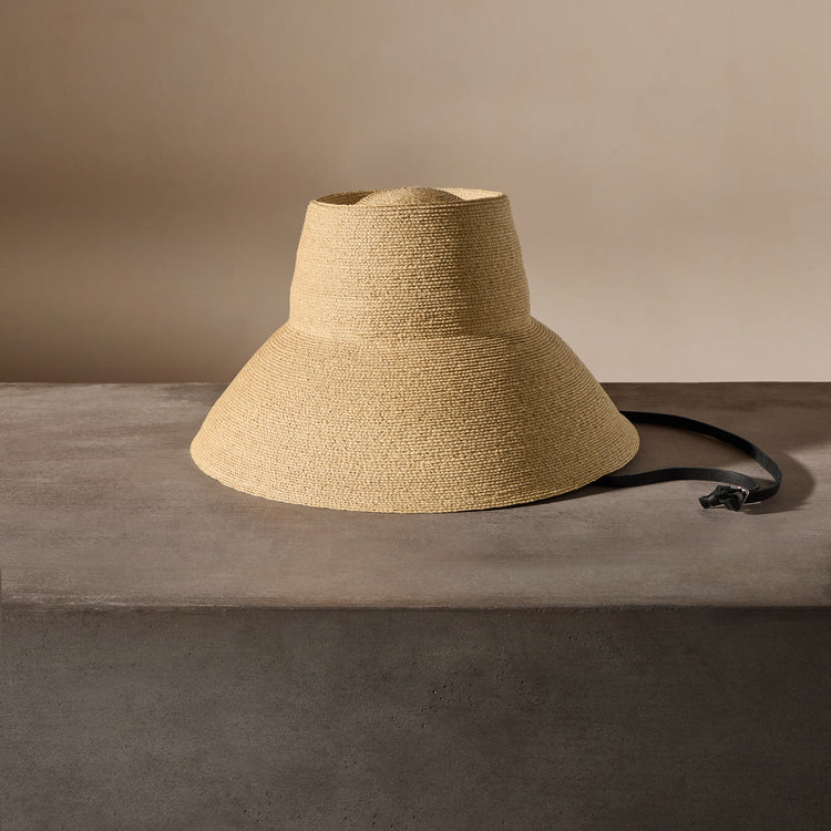 Janessa Leone Suni in Natural | James Perse Los Angeles