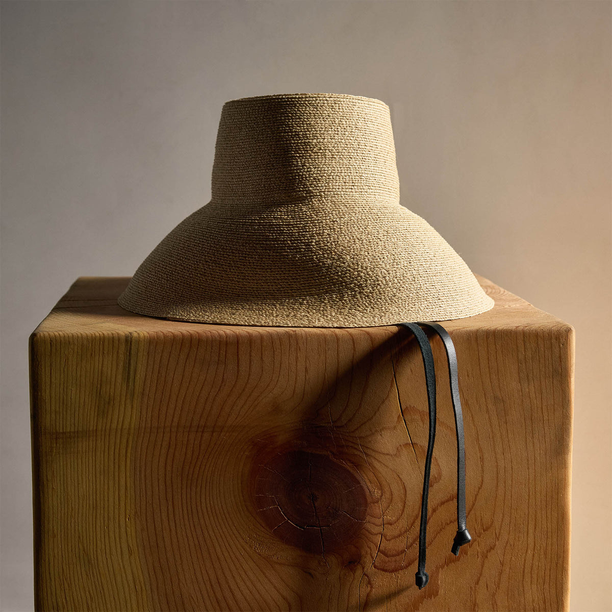 Janessa Leone Suni in Natural | James Perse Los Angeles