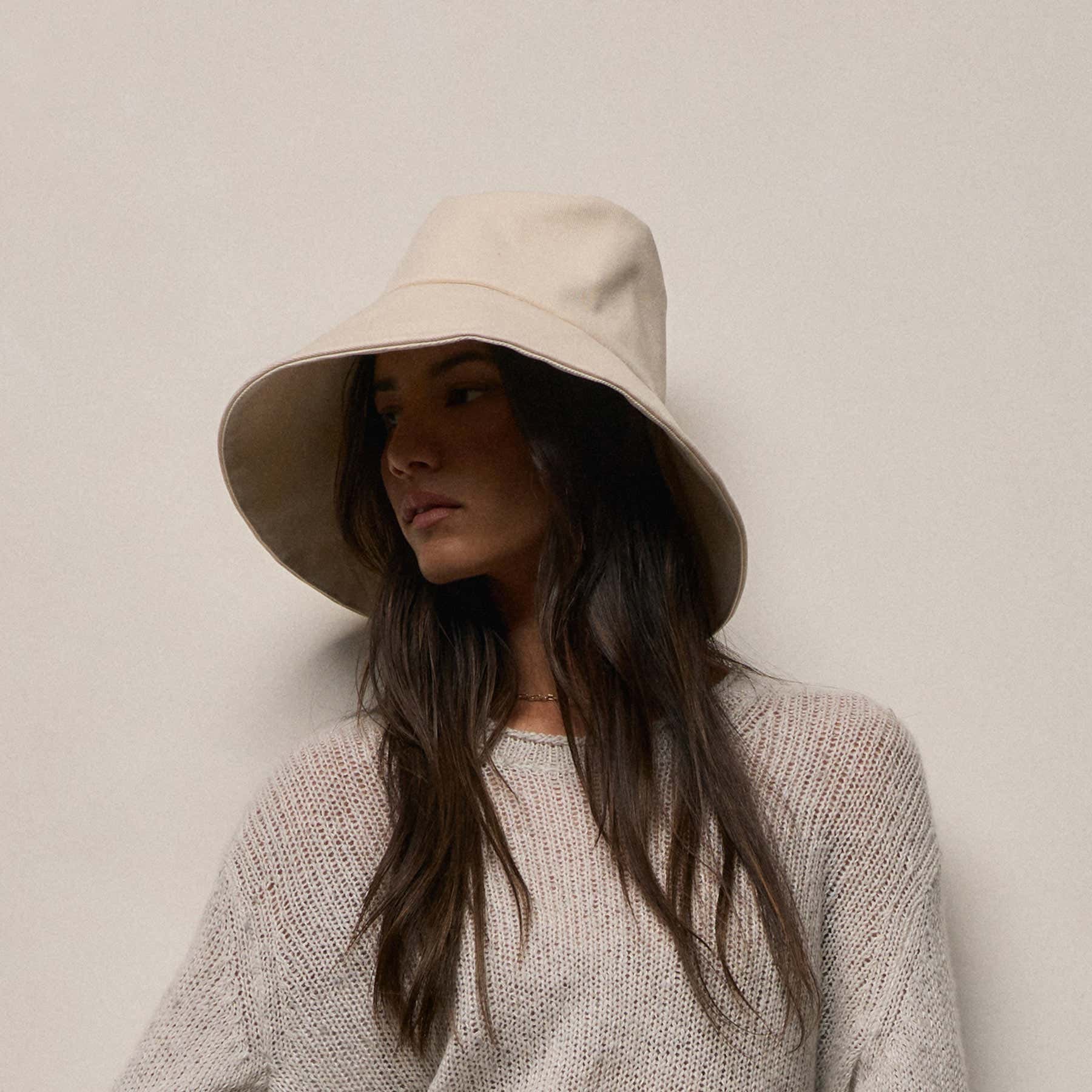 Janessa Leone Walker In Off White | James Perse Los Angeles