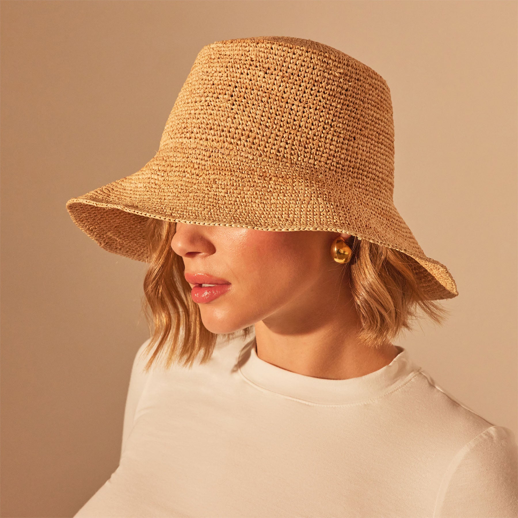 Crochet Bucket Hat in Jute | James Perse Los Angeles / Womens