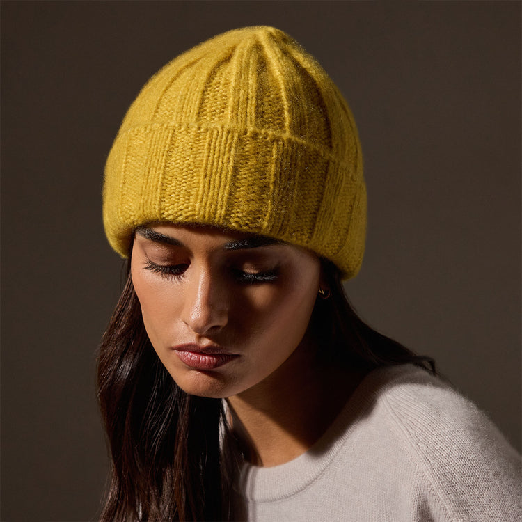 Textured Cashmere Beanie in Straw | James Perse Los Angeles
