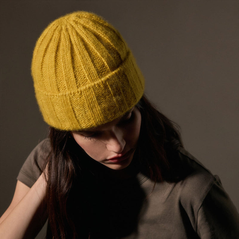 Textured Cashmere Beanie  in Straw | James Perse Los Angeles