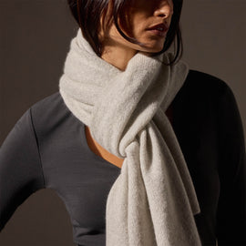Lightweight Textured Cashmere Scarf in Mist | James Perse Los Angeles / Womens