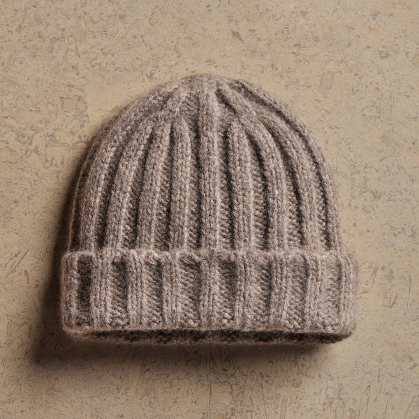 Lightweight Textured Cashmere Beanie in Beige Melange | James Perse Los Angeles