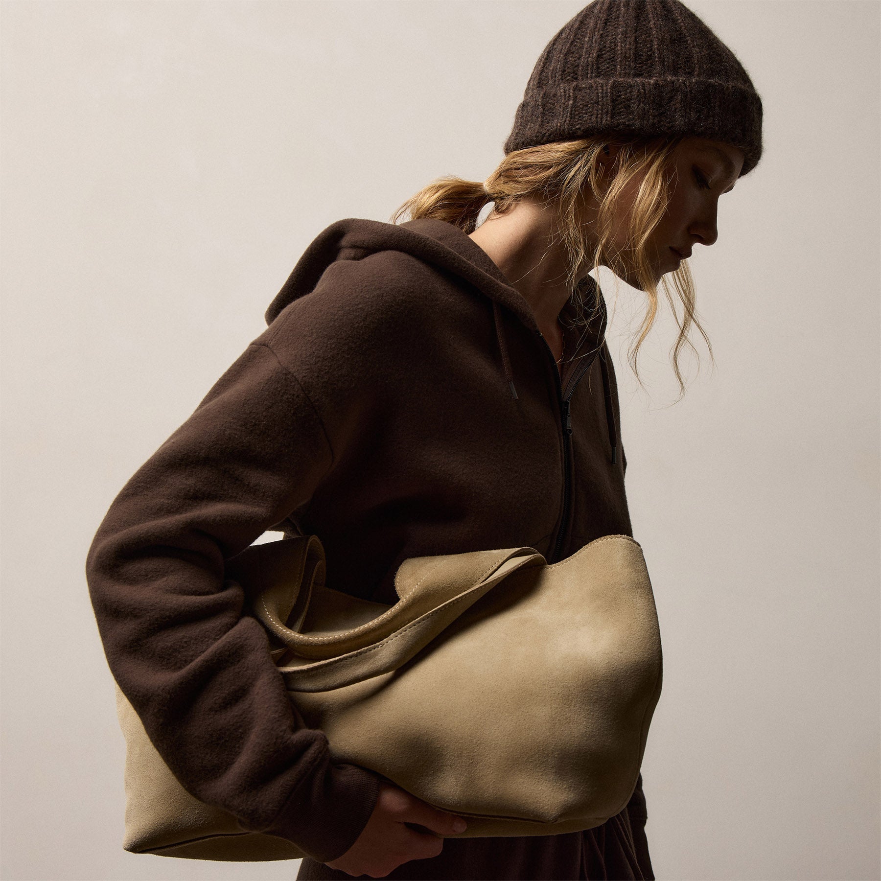 Lightweight Textured Cashmere Beanie - Bark | James Perse Los Angeles