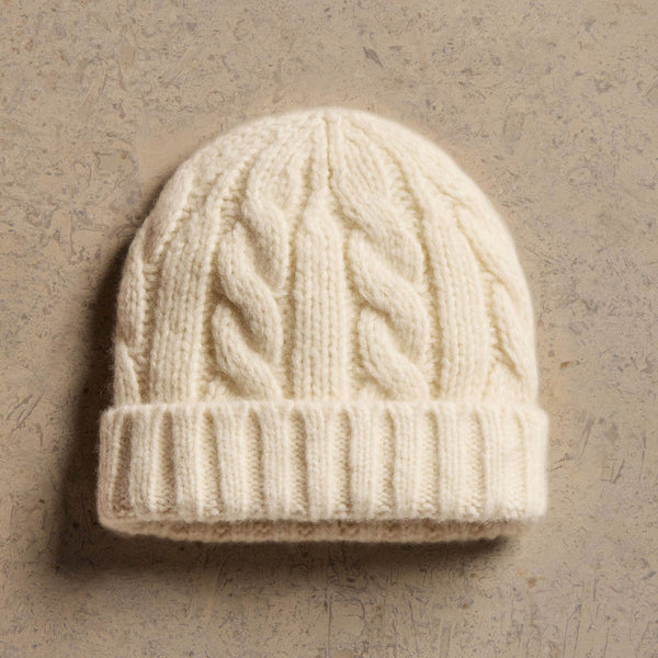 Lightweight Txrd Cashmere Cblknt Beanie in Ivory | James Perse Los Angeles