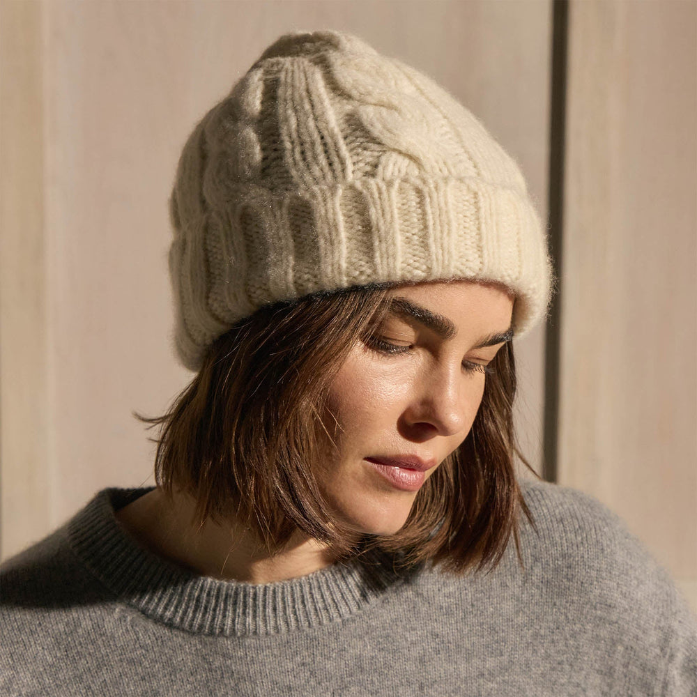 Lightweight Textured Cashmere Cable Knit Beanie in Ivory | James Perse Los Angeles / Womens