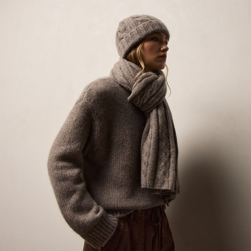 Lightweight Cashmere Cableknit Scarf in Beige Melange | James Perse Los Angeles / Womens