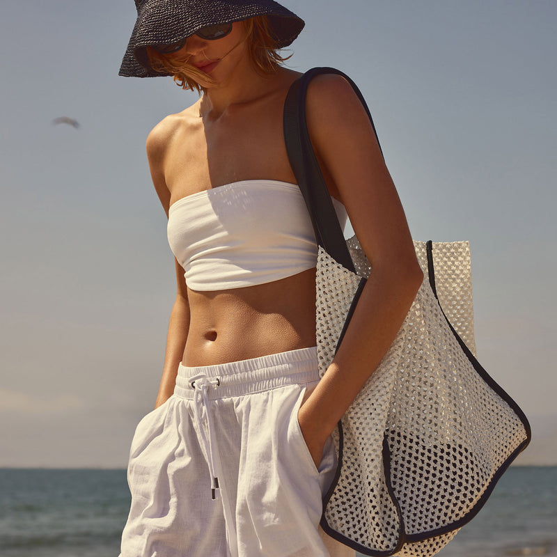 Raffia Tote in White Sand | James Perse Los Angeles
