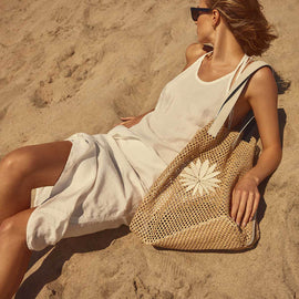 Lotus Raffia Tote in White Sand | James Perse Los Angeles