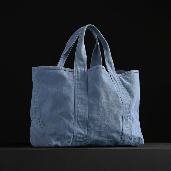 Small Canvas Tote in Swimming Pool | James Perse Los Angeles