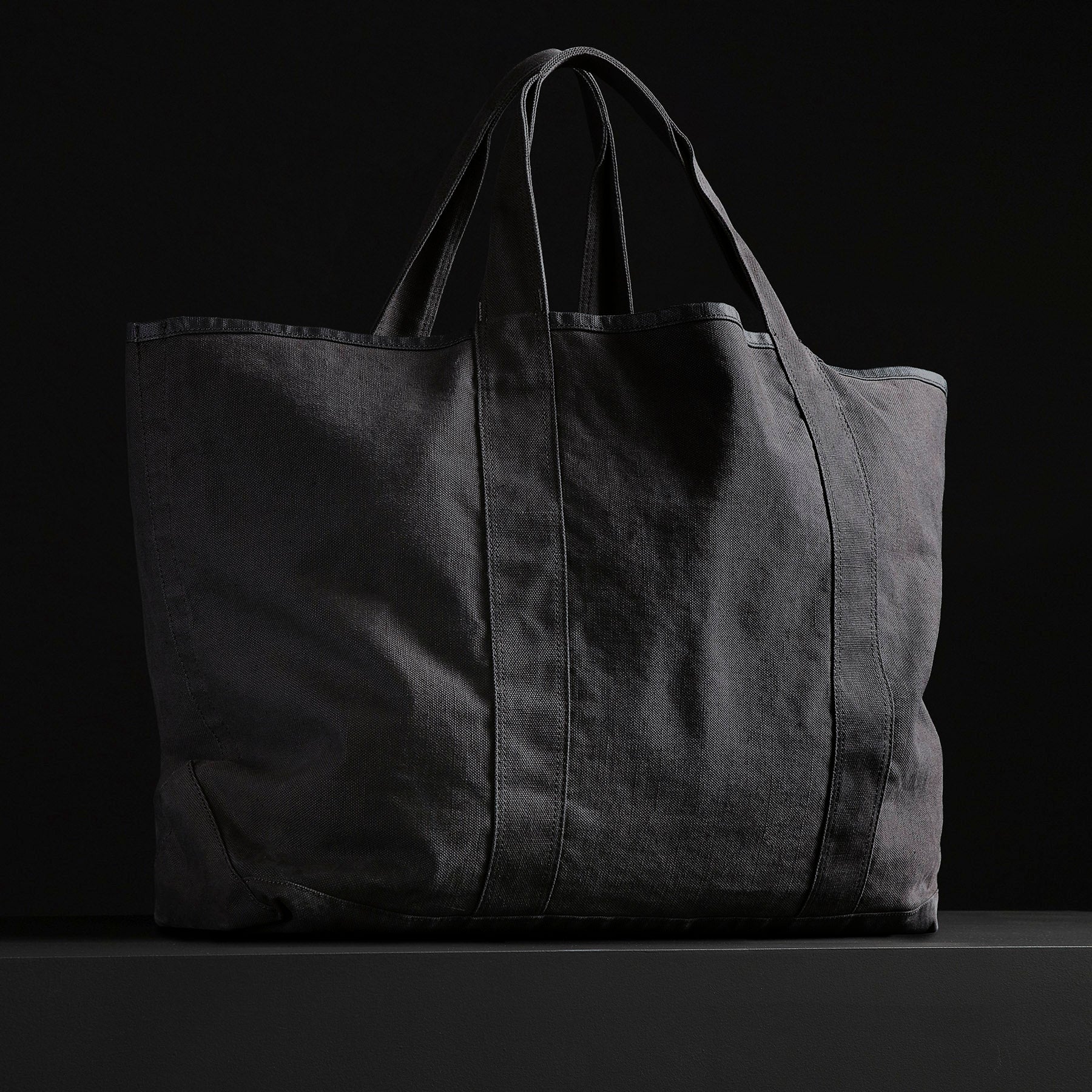 Large Canvas Tote in Black | James Perse Los Angeles