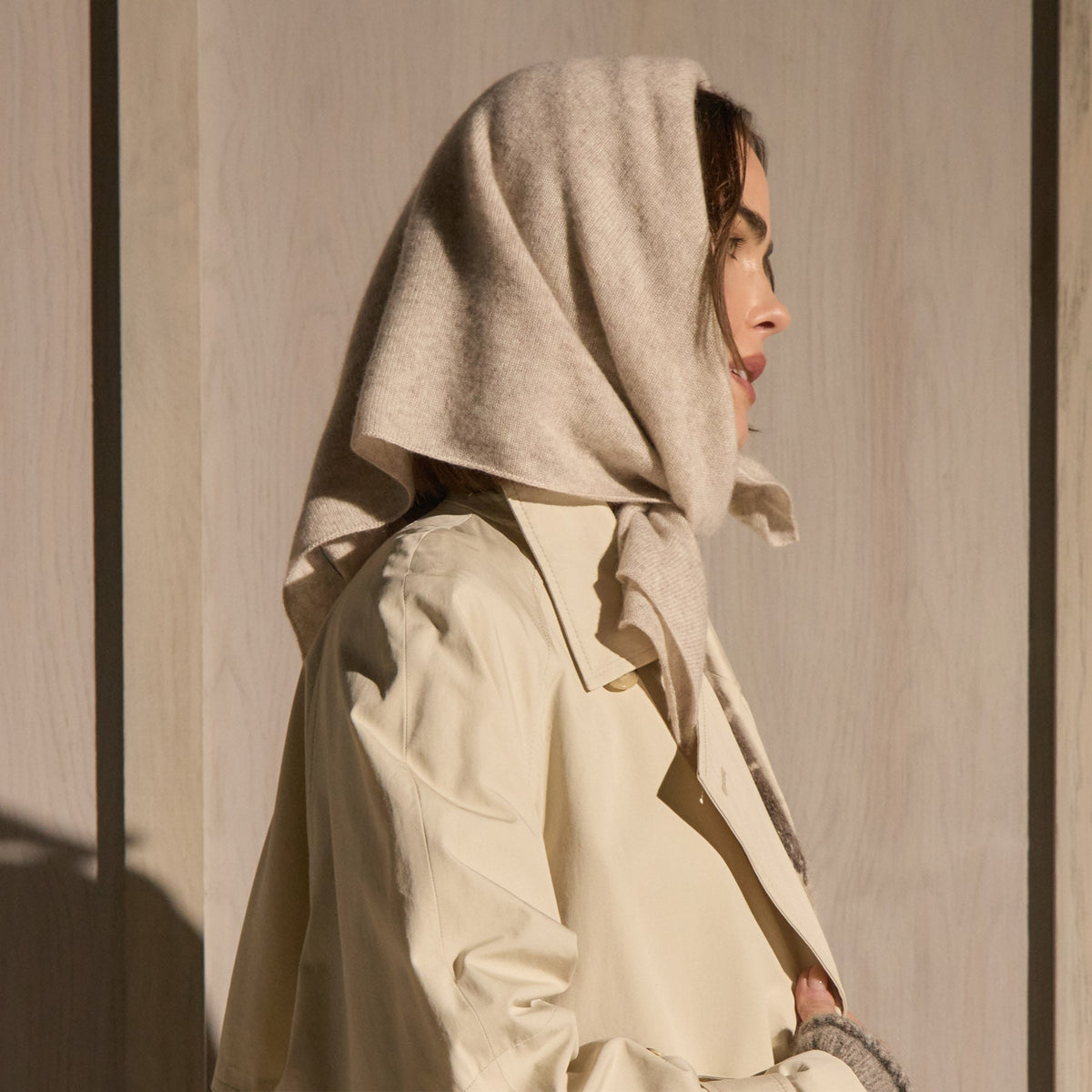 Open Knit Cashmere Scarf in Light Beige | James Perse Los Angeles