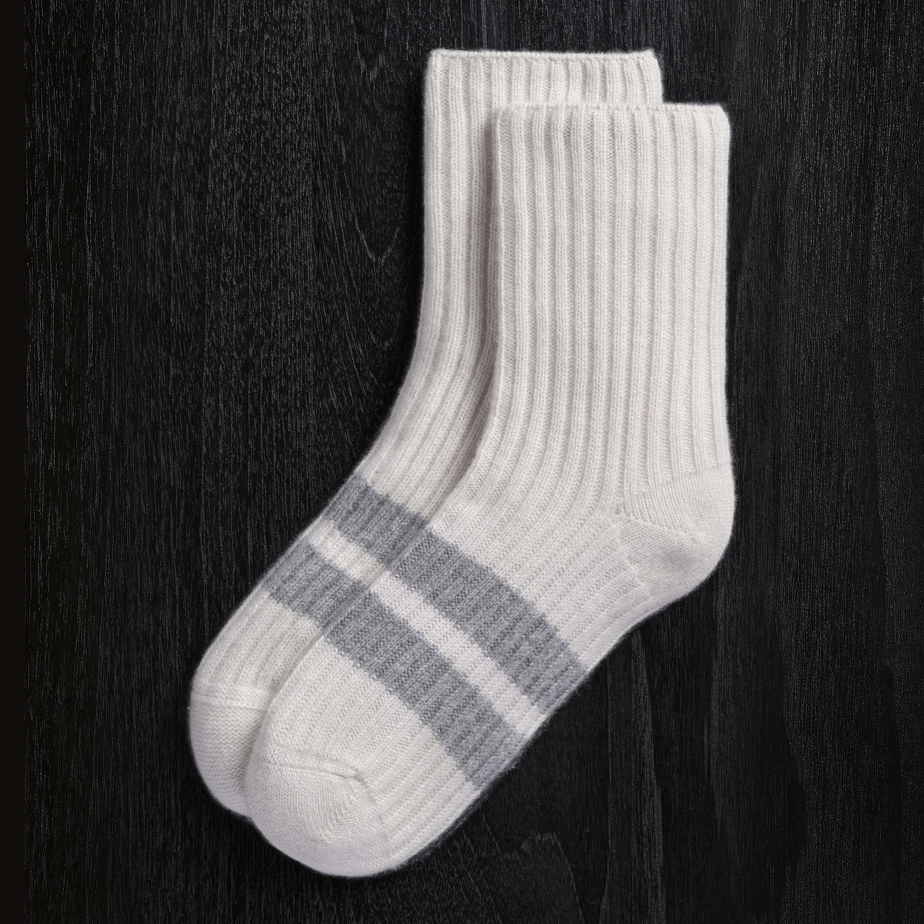 Short Cashmere Sock in Pearl/Heather Grey | James Perse Los Angeles