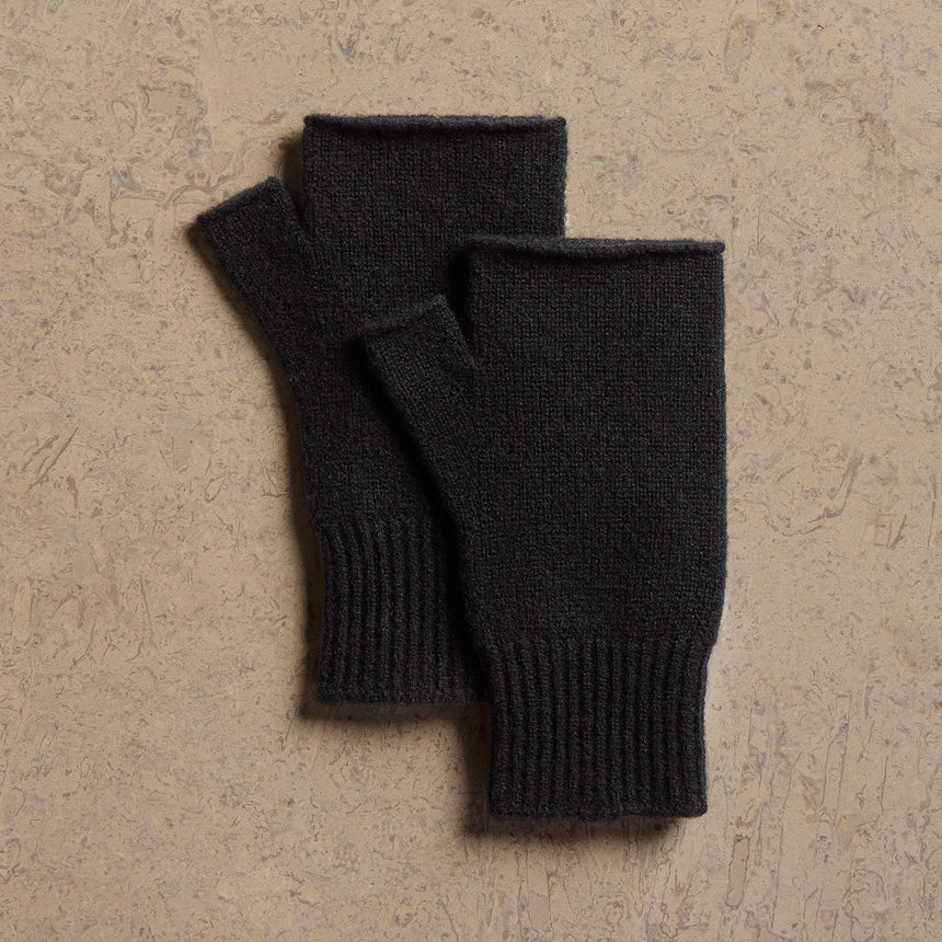 Recycled Cashmere Fingerless Gloves in Black | James Perse Los Angeles