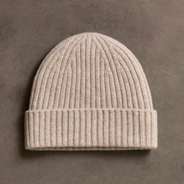 Recycled Cashmere Ribbed Beanie in Stone | James Perse Los Angeles