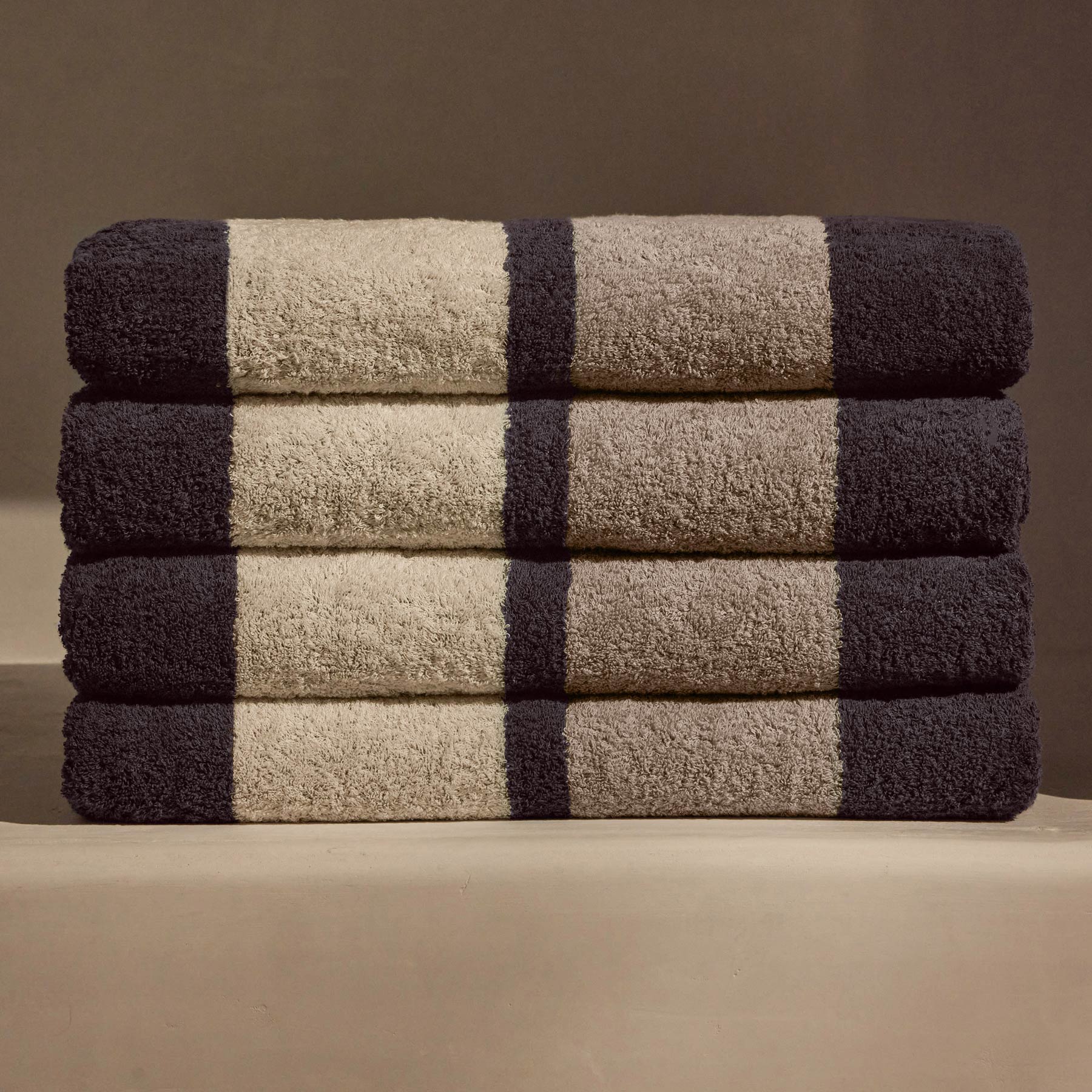 Double Stripe Beach Towel in Carbon/Vintage White/Grey | James Perse Los Angeles
