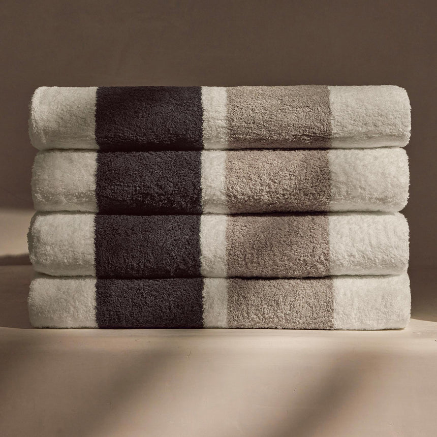 Double Stripe Beach Towel in Optic White/Grey/Carbon | James Perse Los Angeles