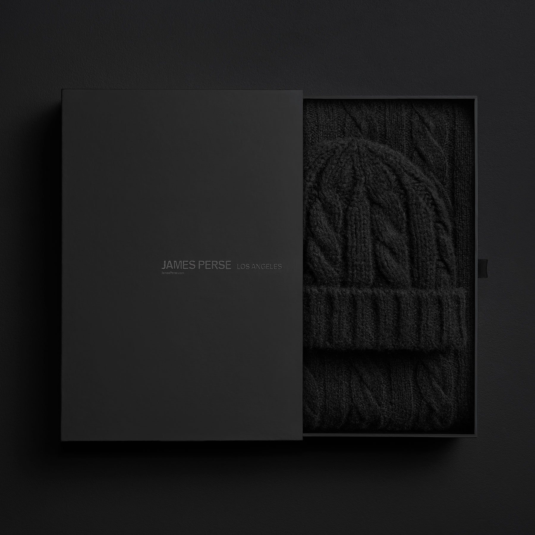 Lightweight Cashmere Cableknit Beanie & Scarf Gift Set In True Black | James Perse Los Angeles