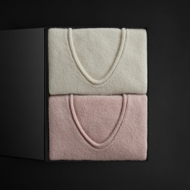 Women's Cashmere Soft V Neck Sweater Set in Degas, Ivory | James Perse Los Angeles