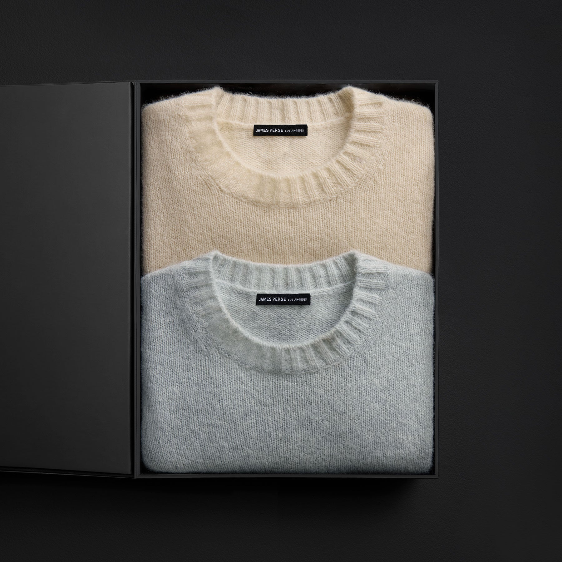 Women's Lightweight Textured Cashmere Crew Gift Set in Gypsophila/Ivory | James Perse Los Angeles