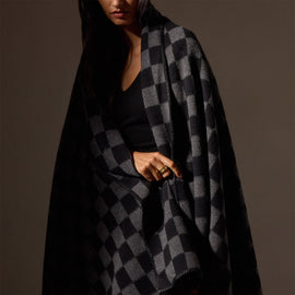 Checkerboard Cashmere Blanket  in Black/Grey | James Perse Los Angeles
