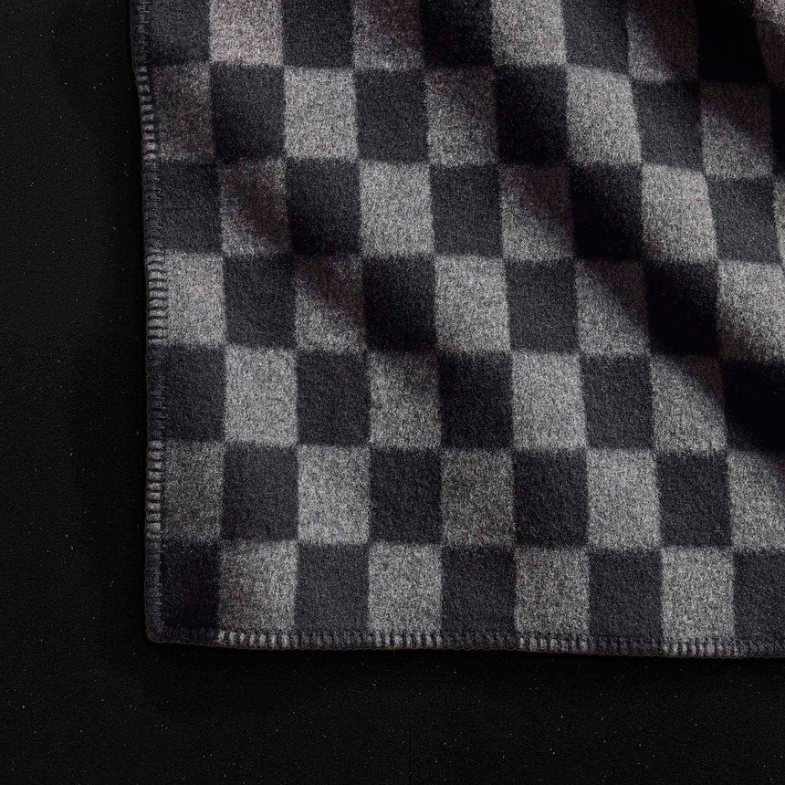 Checkerboard Cashmere Blanket  in Black/Grey | James Perse Los Angeles