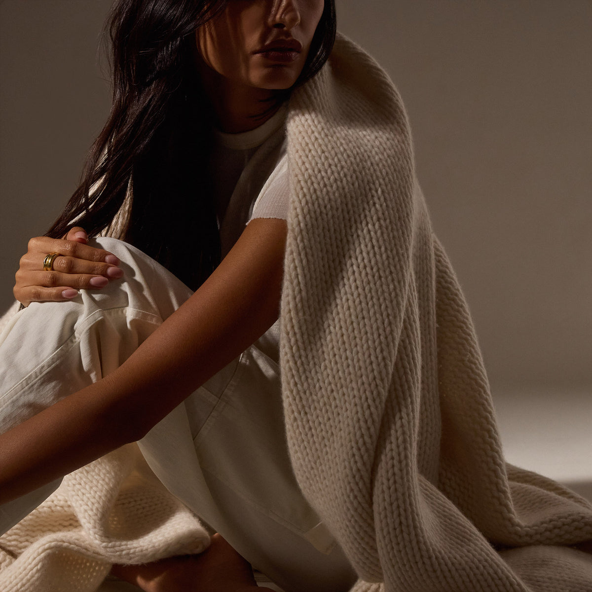 Cashmere Melange Knit Blanket in Ivory Melange | James Perse Los Angeles