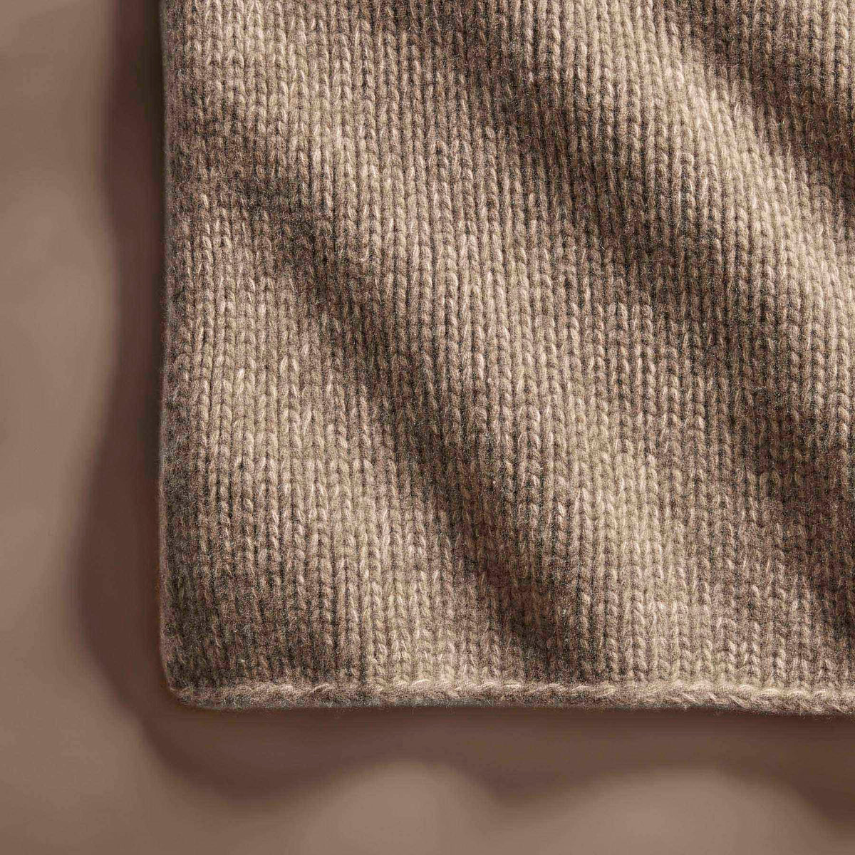 Cashmere Melange Knit Blanket in Taupe Melange | James Perse Los Angeles