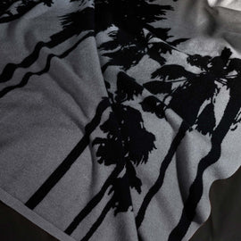 Ombre Palms Cashmere Blanket in Black/Grey | James Perse Los Angeles