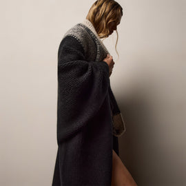 Graded Stripe Blanket in Black/Charcoal/Ivory | James Perse Los Angeles / Womens